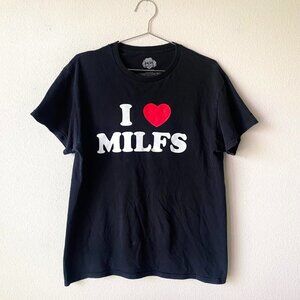 I Love Milfs black graphic tee shirt men's medium
